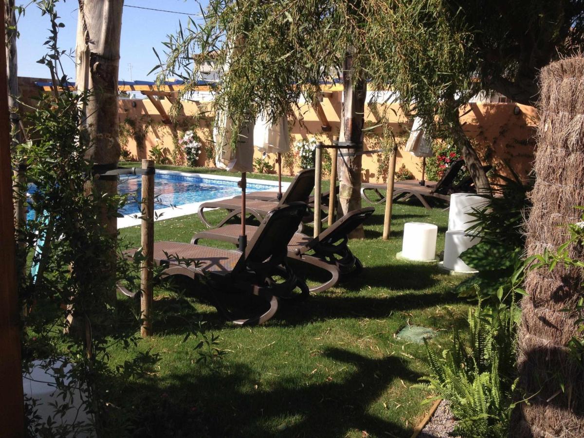Casa Con Jardin Privado Y Piscina Compartida Villa Cadiz Bagian luar foto